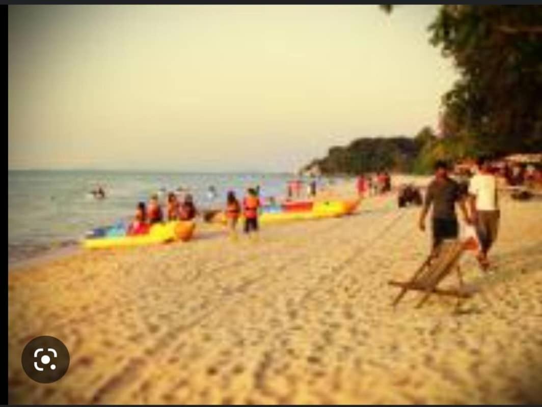 Batu Feringgi Homestay Esterno foto