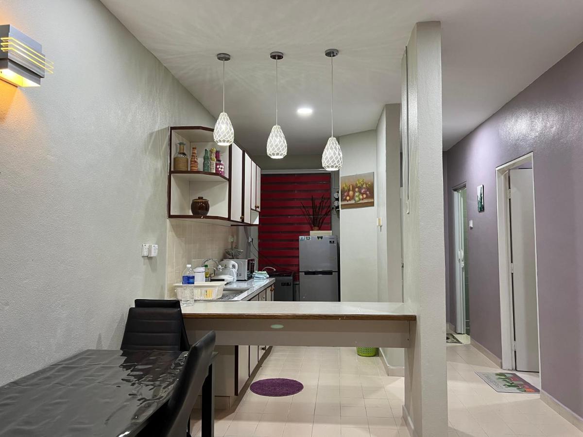 Batu Feringgi Homestay Esterno foto