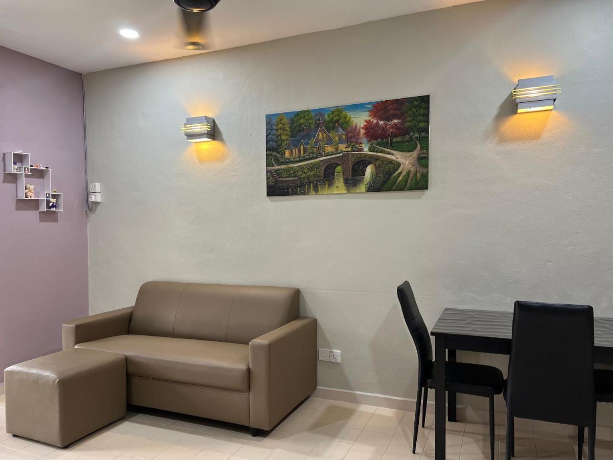 Batu Feringgi Homestay Esterno foto
