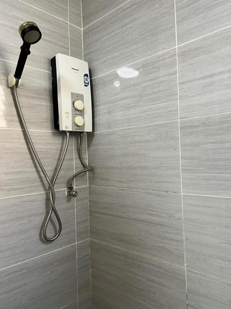 Batu Feringgi Homestay Esterno foto